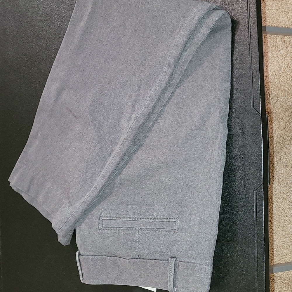 Banana Republic Grey Crop Stretch Pant